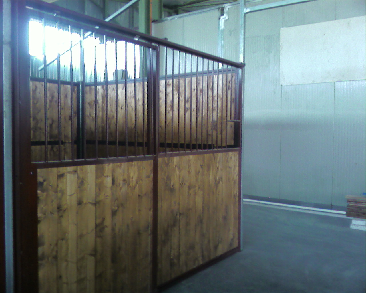 cod.0021 box da interno con porta scorrevole